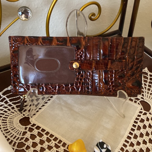 3 piece set!! Brahmin Pecan Carrie crossbody  + Palm tassel + Credit Card Wallet - Picture 12 of 15